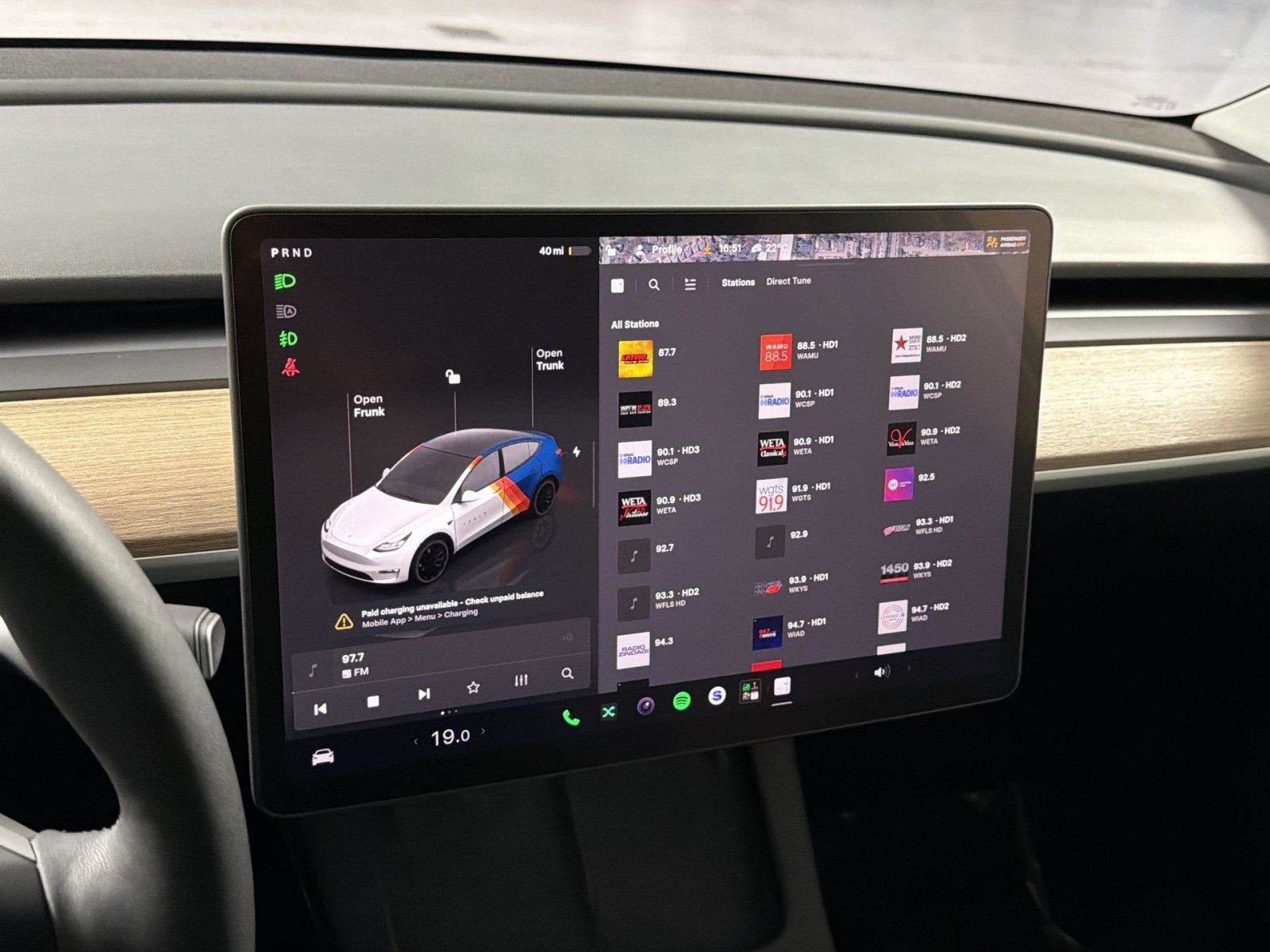 Used 2024 Tesla Model Y Performance AWD/4WD image 18