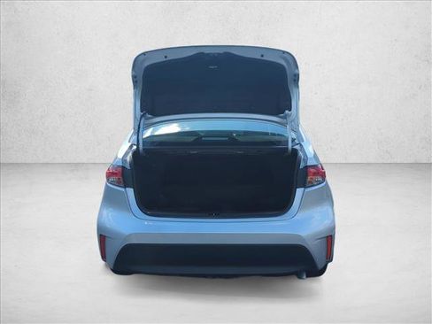 Certified 2025 Toyota Corolla LE FWD image 6