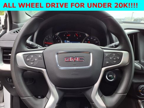 Used 2022 GMC Terrain SLE image 20