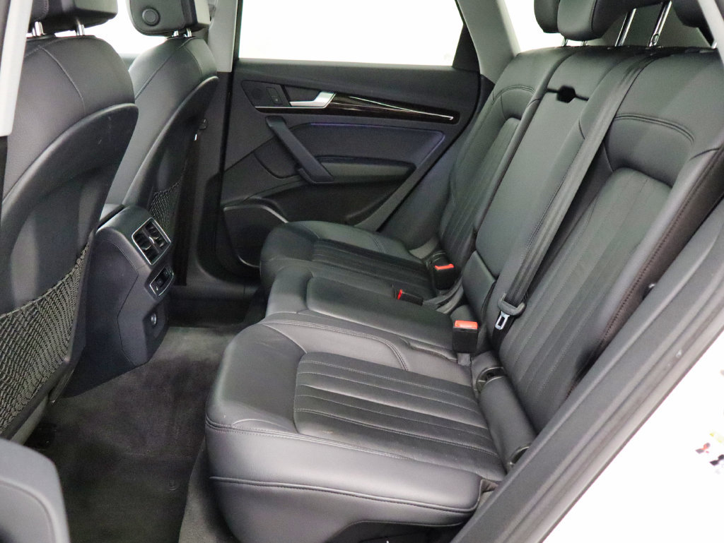 Used 2018 Audi Q5 2.0T Premium Plus w/ Premium Plus Package AWD/4WD image 40