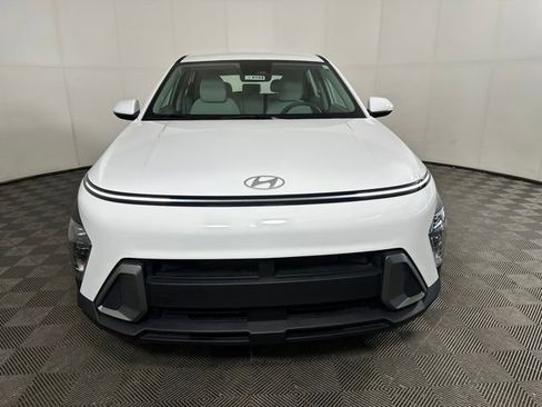 Used 2026 Hyundai Kona SE FWD image 8