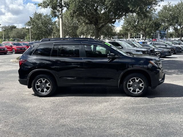Certified 2023 Honda Passport TrailSport image 3