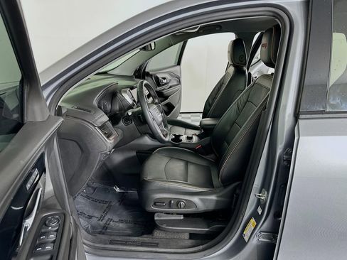 Used 2023 GMC Terrain AT4 image 19