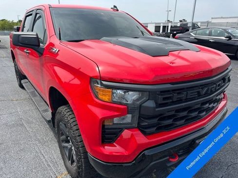 Used 2025 Chevrolet Silverado 1500 Custom Trail Boss AWD/4WD image 3