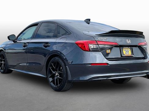 Used 2022 Honda Civic Sport image 9