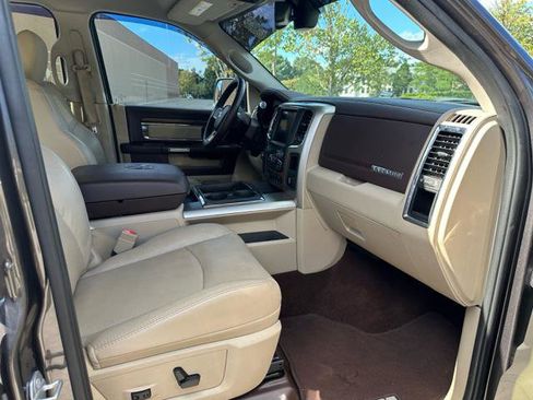 Used 2015 RAM 2500 Laramie w/ Convenience Group image 20