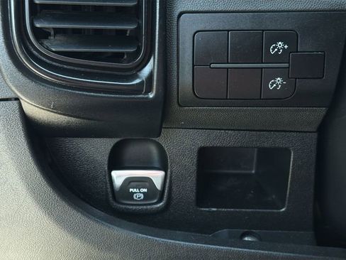 Used 2023 RAM ProMaster 2500 image 32