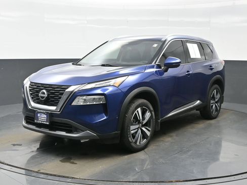 Used 2022 Nissan Rogue SL w/ SL Premium Package image 2