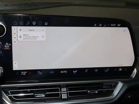 Used 2025 Chevrolet Equinox EV LT w/ Comfort Package image 23