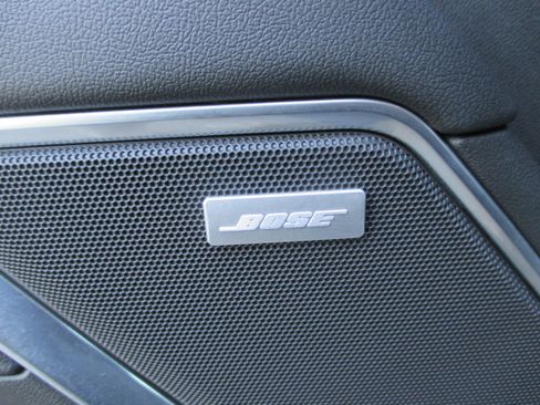 Used 2022 Chevrolet Silverado 1500 LT Trail Boss w/ Convenience Package II AWD/4WD image 15