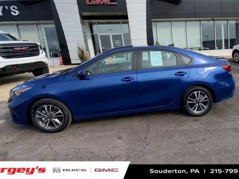 Used 2024 Kia Forte LXS image 6