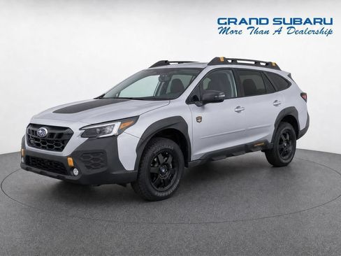 Used 2024 Subaru Outback Wilderness AWD/4WD image 2