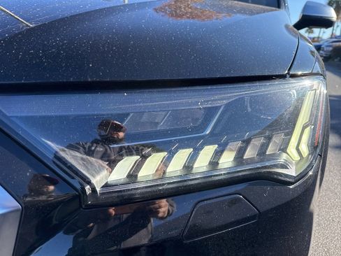 Used 2022 Audi SQ7 Premium Plus image 9