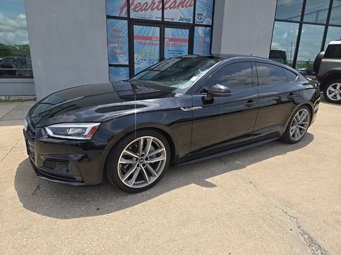 Used 2019 Audi A5 2.0T Prestige w/ Black Optic Plus Package AWD/4WD image 4