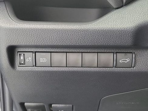 Used 2023 Toyota RAV4 XLE w/ Convenience Package FWD image 33