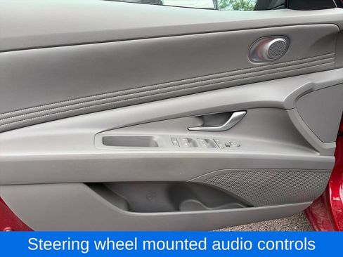 Used 2023 Hyundai Elantra SEL FWD image 16