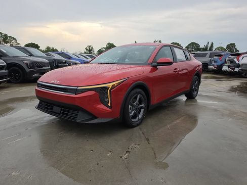 New 2026 Kia K4 FWD image 4
