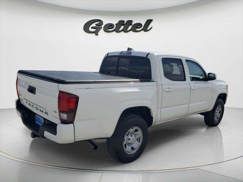 Certified 2023 Toyota Tacoma SR AWD/4WD image 4