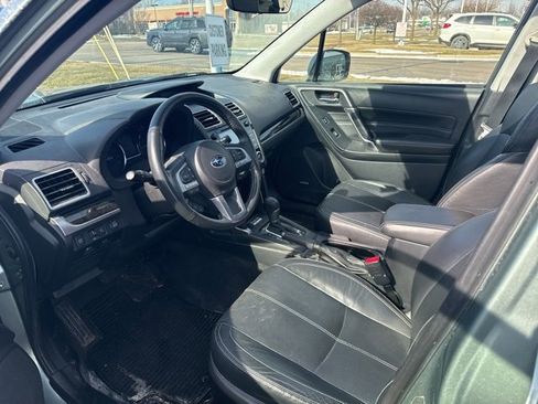 Used 2017 Subaru Forester 2.5i Touring image 4