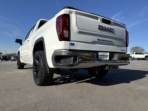 Used 2021 GMC Sierra 1500 SLE image 8