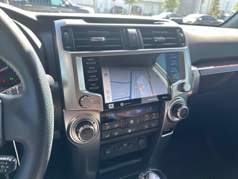 Used 2021 Toyota 4Runner Limited AWD/4WD image 13