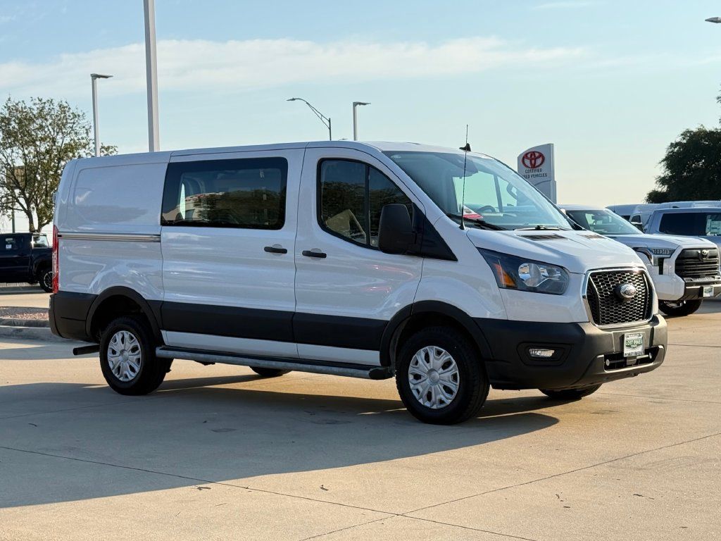Used 2025 Ford Transit 250 Low Roof w/ Exterior Upgrade Package RWD image 6