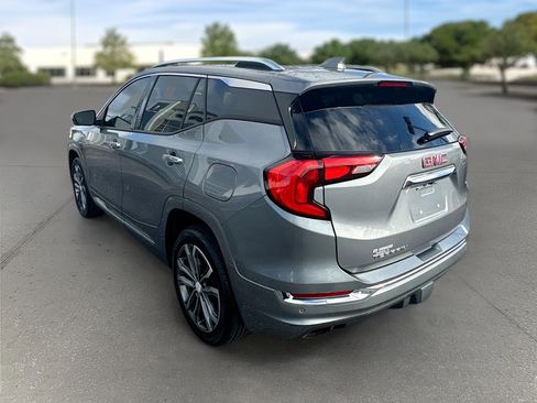 Used 2019 GMC Terrain Denali w/ Driver Alert Package II image 6