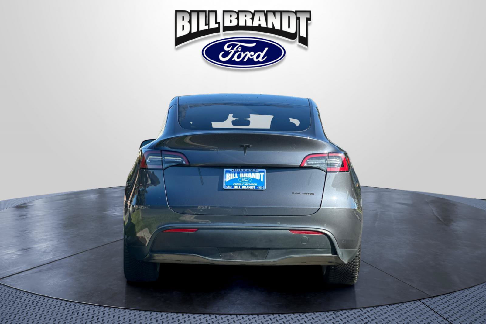 Used 2023 Tesla Model Y Long Range AWD/4WD image 4
