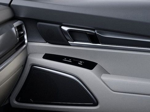 New 2025 Kia Telluride S image 33