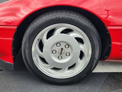 Used 1992 Chevrolet Corvette Base image 8