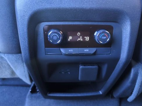 Used 2026 Chevrolet Traverse Z71 w/ LPO, Floor Liner Package AWD/4WD image 29