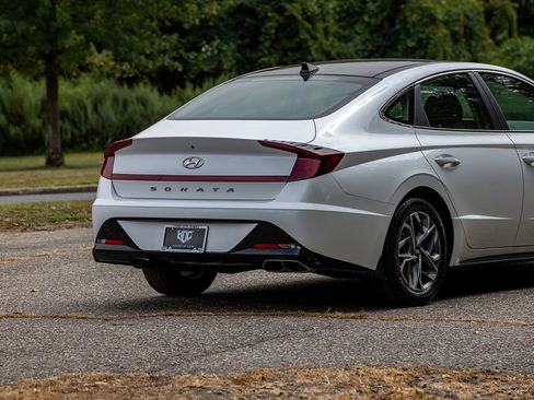 Used 2022 Hyundai Sonata SEL w/ Convenience Package image 5