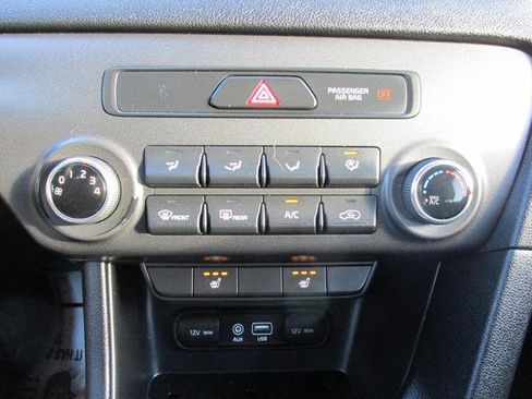 Used 2017 Kia Sportage LX w/ LX Popular Package image 13