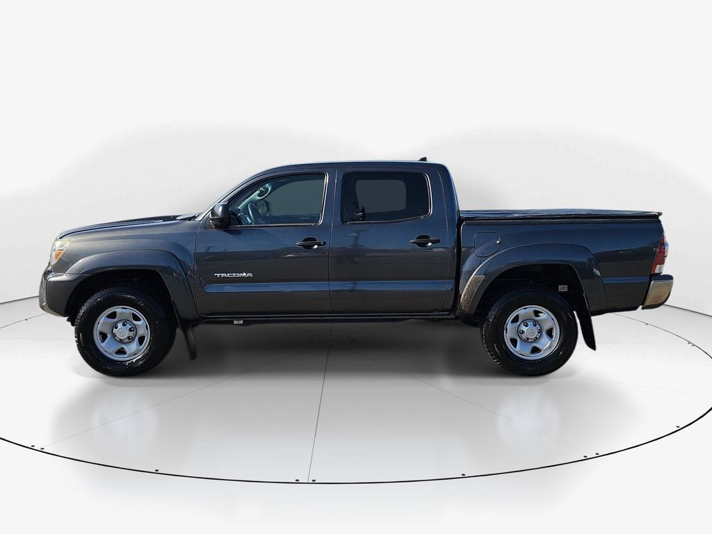 Used 2015 Toyota Tacoma PreRunner w/ SR5 Package RWD image 9