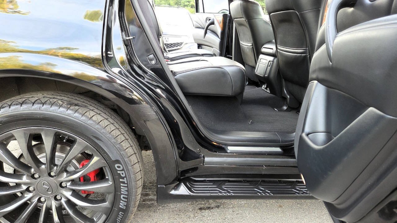 Used 2015 INFINITI QX80 4WD w/ Deluxe Technology Package image 42