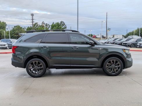 Used 2022 Kia Sorento SX Prestige w/ Rust Color Package image 4
