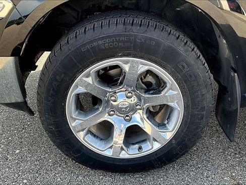 Used 2016 RAM 1500 Laramie image 36