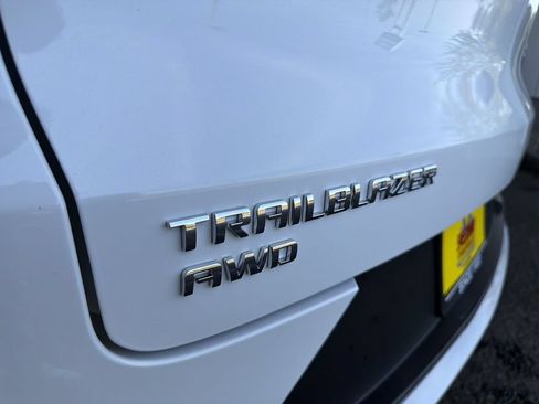Used 2023 Chevrolet TrailBlazer LT w/ Convenience Package AWD/4WD image 30