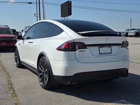 Used 2022 Tesla Model X Plaid AWD/4WD image 5
