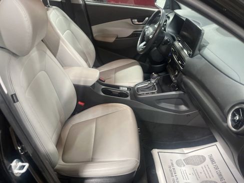 Used 2023 Hyundai Kona Limited image 12
