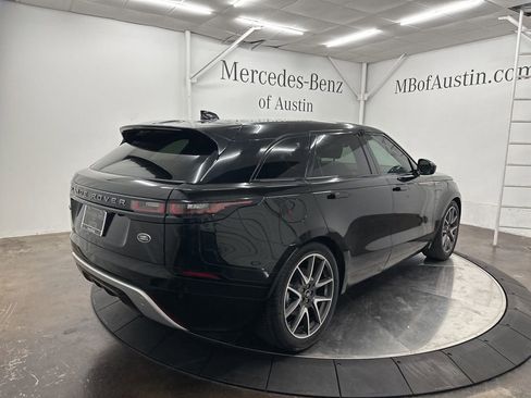 Used 2022 Land Rover Range Rover Velar R-Dynamic S image 7
