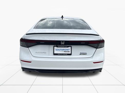 Used 2025 Honda Accord Sport image 7