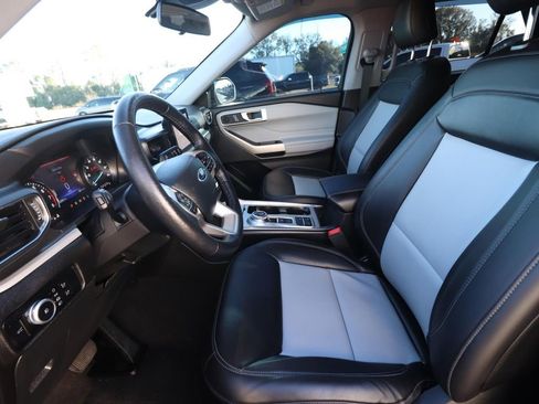 Certified 2023 Ford Explorer XLT w/ Equipment Group 202A image 2