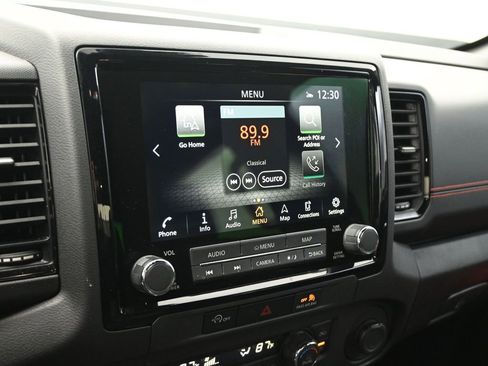 Used 2024 Nissan Frontier Pro-X w/ Technology Package image 19