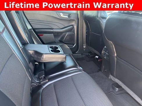 Used 2025 Ford Escape ST-Line image 16