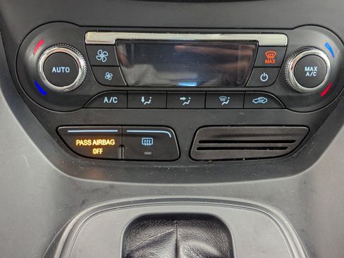 Used 2015 Ford Escape SE w/ Equipment Group 201A image 28