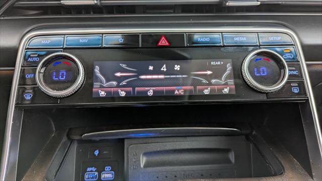 Used 2022 Genesis GV80 2.5T w/ Prestige Package 04 AWD/4WD image 32