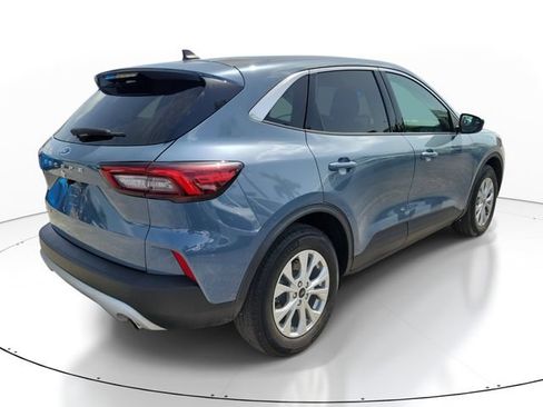Used 2024 Ford Escape Active FWD image 2