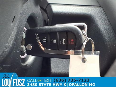 Used 2020 Toyota Camry LE image 15