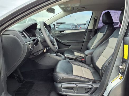 Used 2018 Volkswagen Jetta S image 17